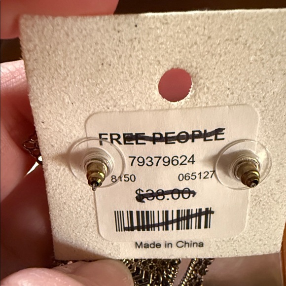 NWT Free People Gold Culver Earrings - Picture 4 of 7